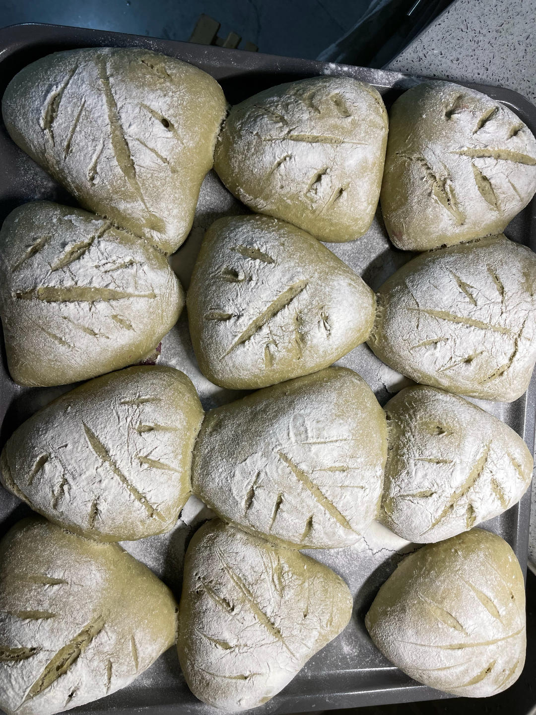 紫薯软欧｜松软香甜