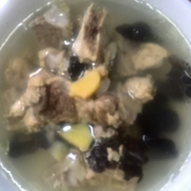冬瓜木耳排骨汤