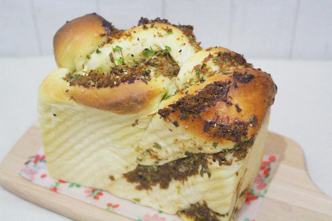 香葱肉松手撕吐司