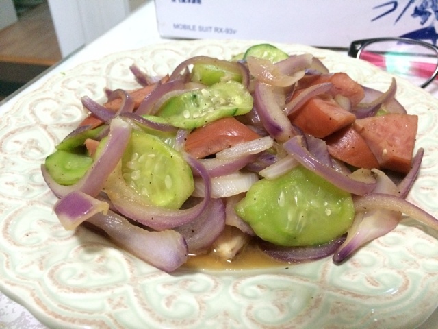 cindypisces做的洋葱炒黄瓜片