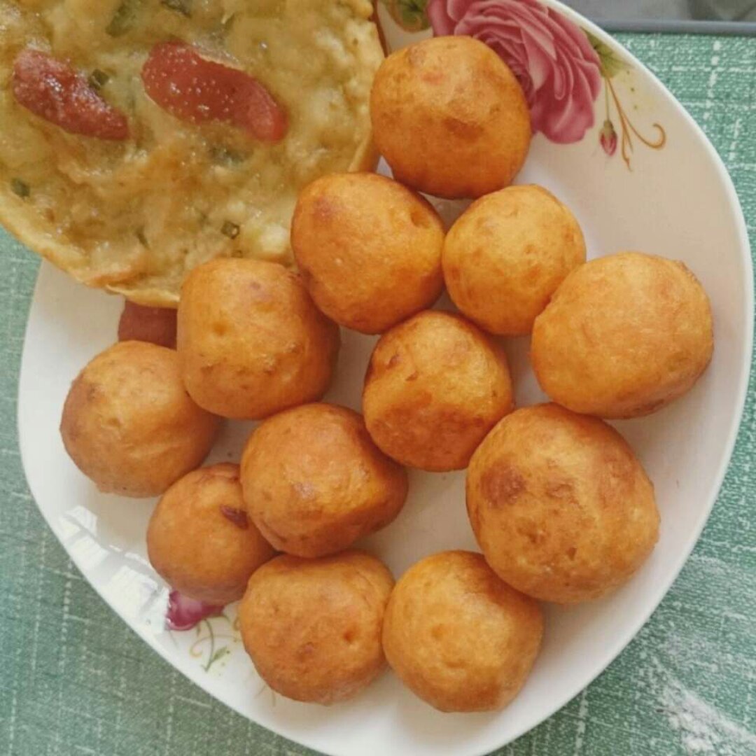 妈妈教炸的红薯丸子