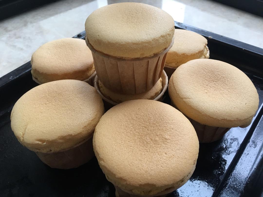 纸杯戚风蛋糕