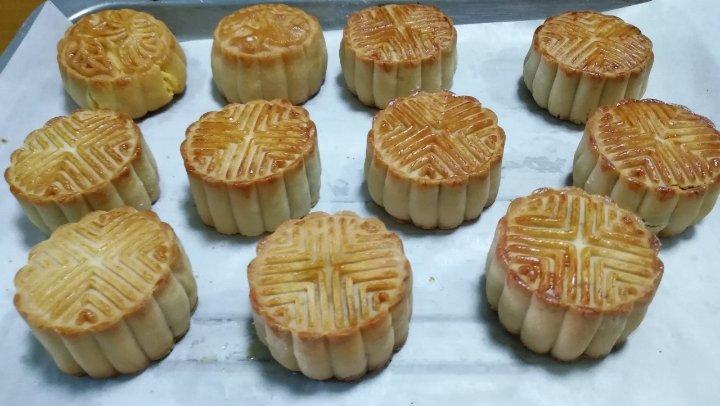 不用转化糖浆的木糖醇伍仁月饼