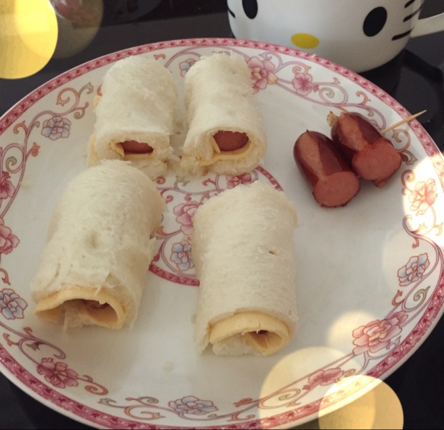 香肠芝士三文治卷