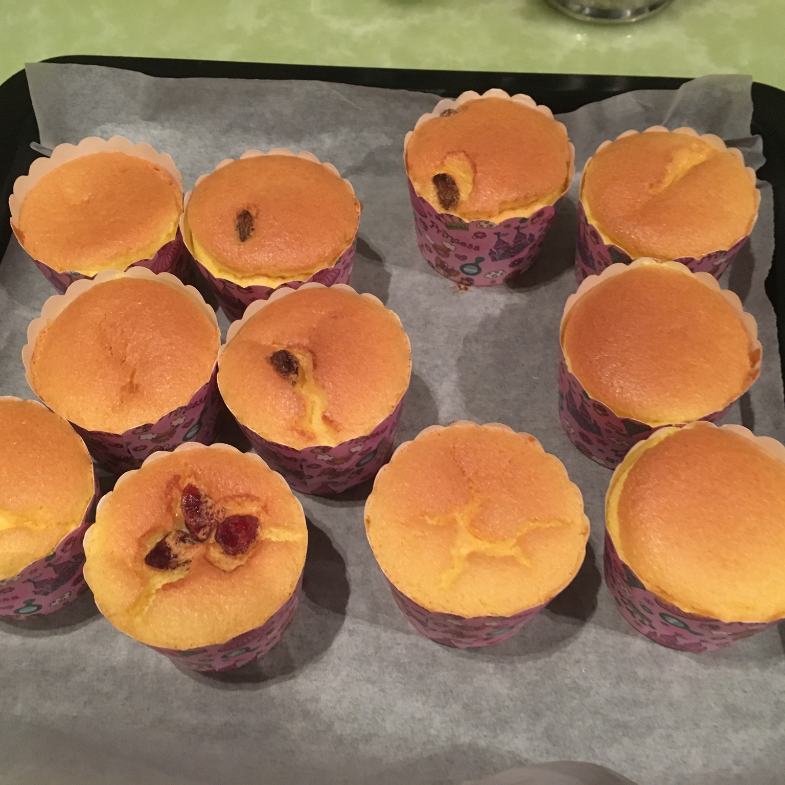 蔓越莓棉花纸杯蛋糕