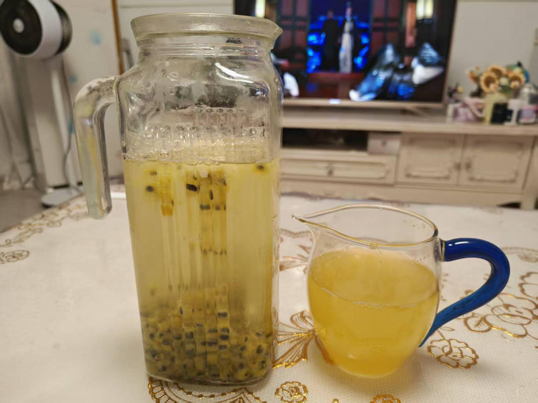 夏天必备【百香果青桔柠檬茶】