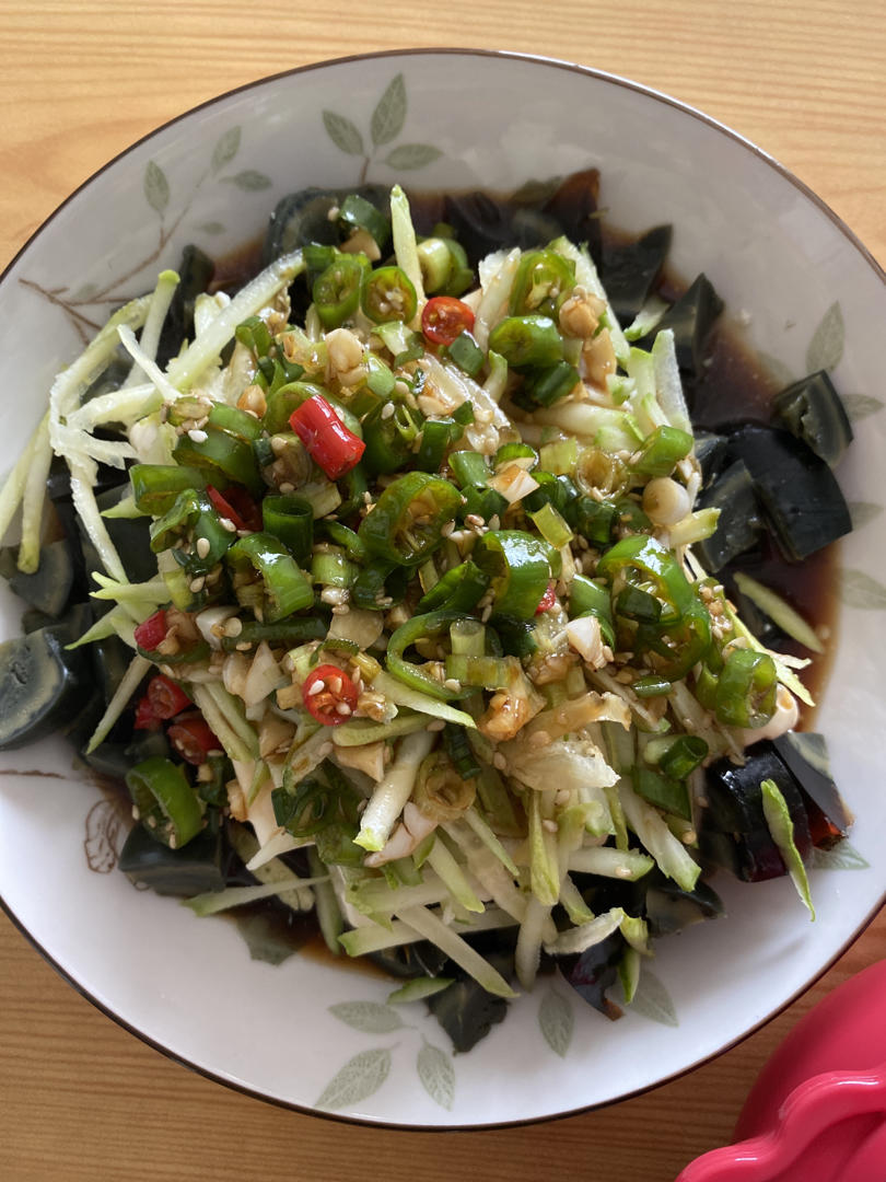 皮蛋拌豆腐