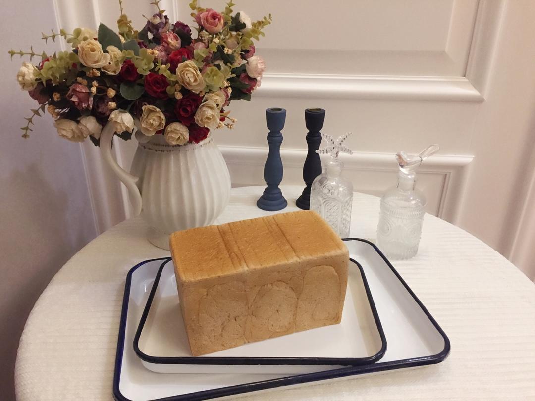 全麦吐司（50%全麦含量）低卡，低热量