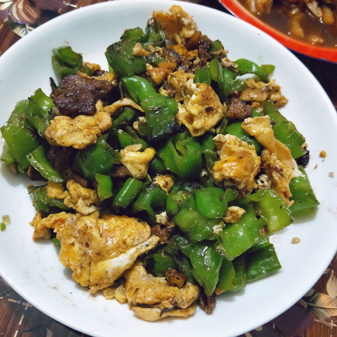 青椒炒鸡蛋(原图，从不修图)
