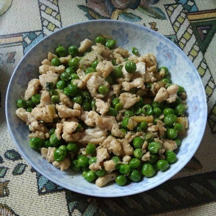 豌豆鸡丁