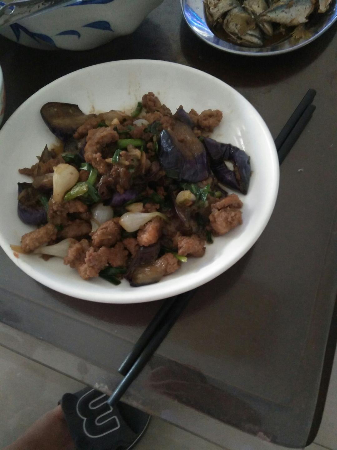 红烧肉沫茄子