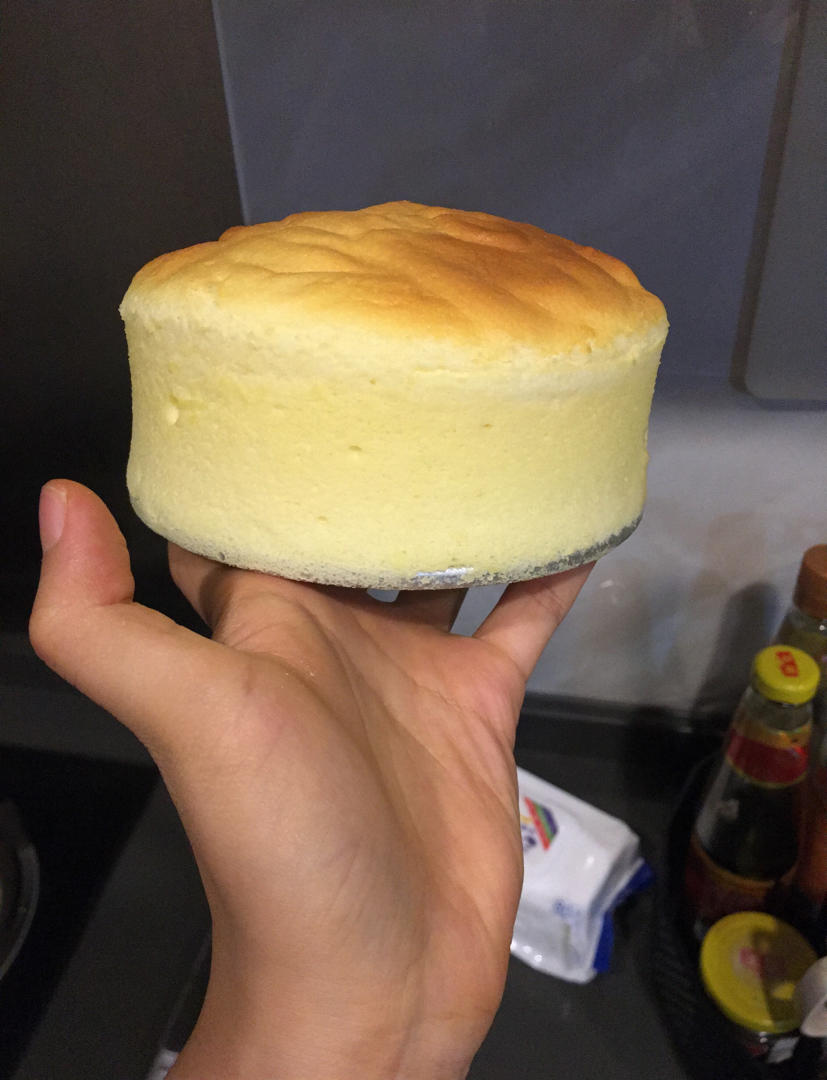 无需烫面的无油酸奶抖臀古早蛋糕