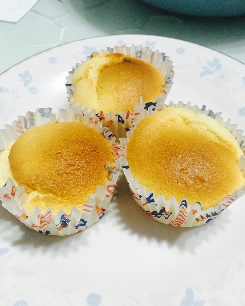 奶油戚风杯子蛋糕