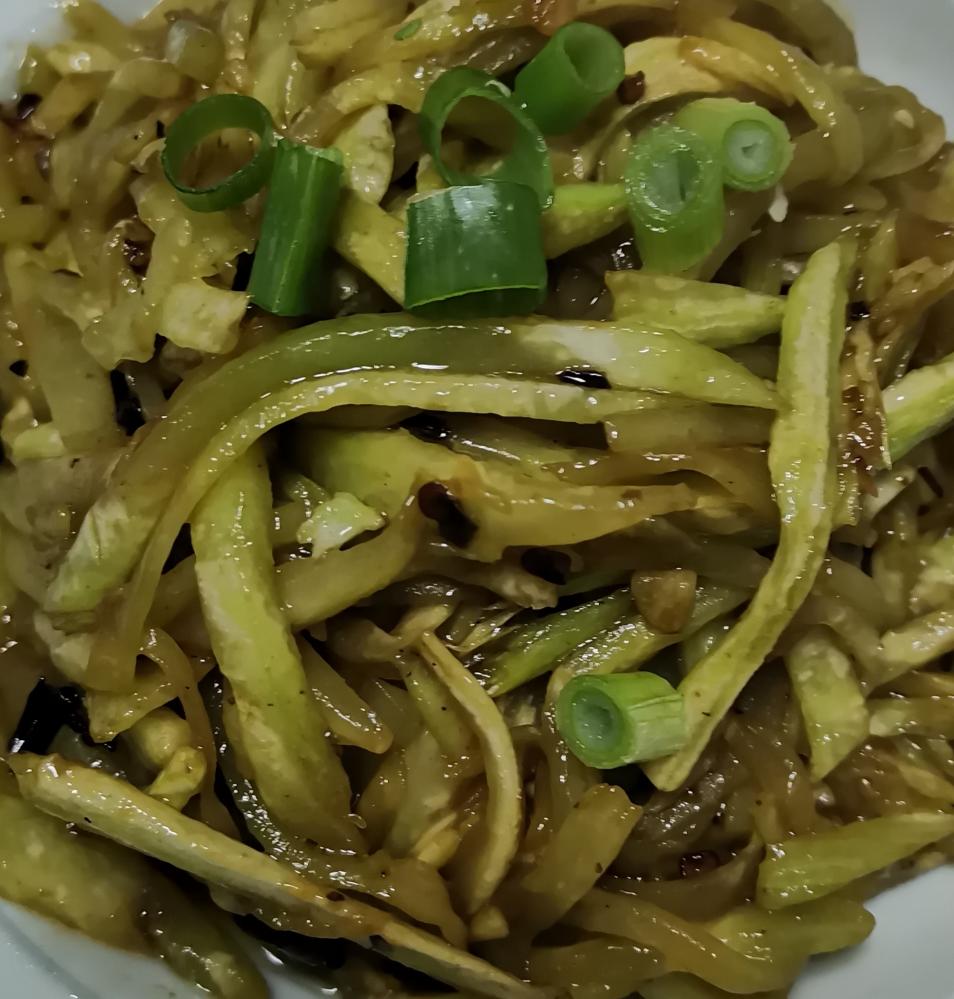 清炒莴笋的做法