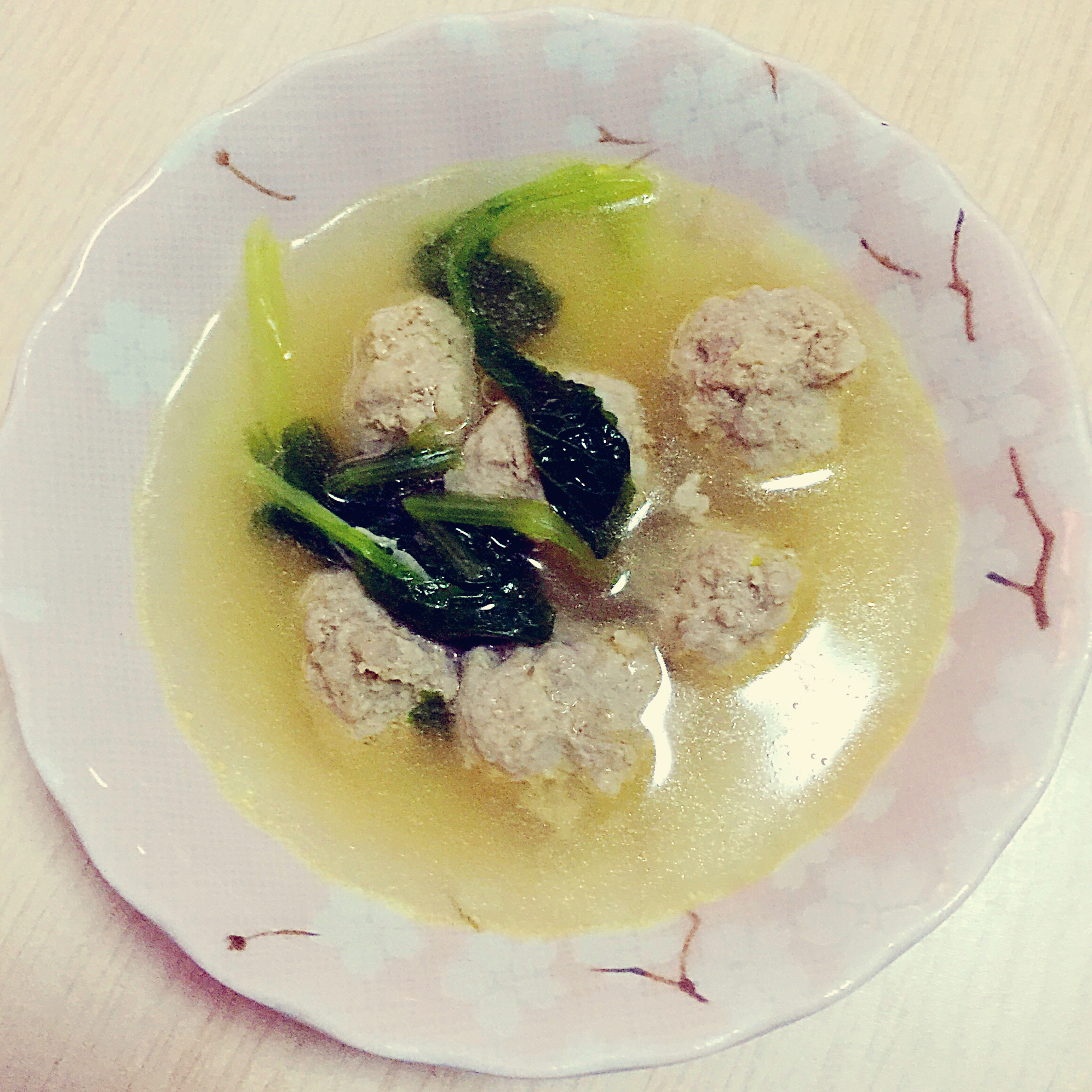 小白菜丸子汤