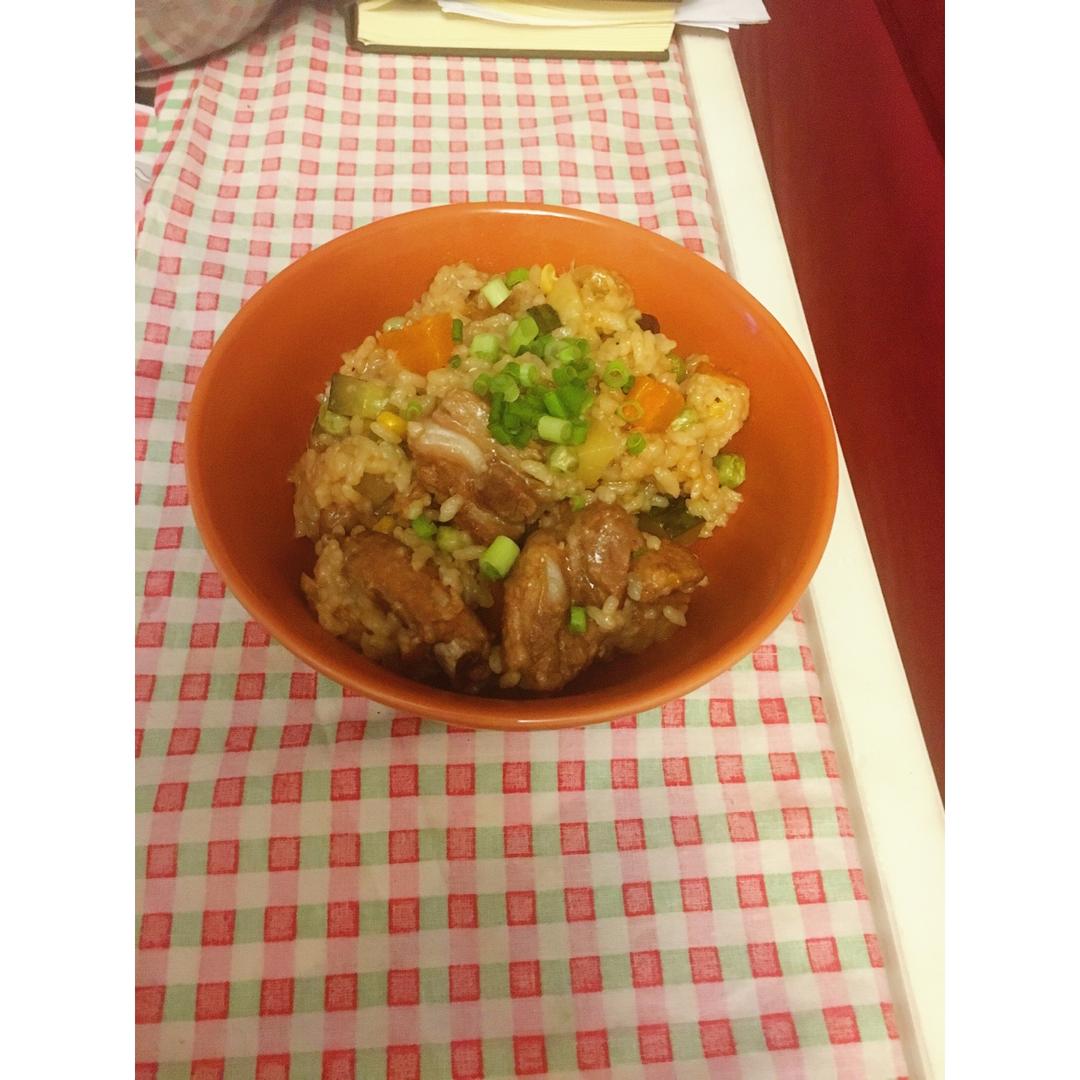 喷香排骨焖饭（爆好吃）