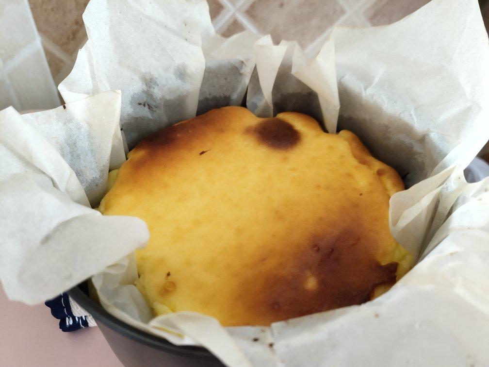 快手的网红basque cheesecake巴斯克焦芝士蛋糕