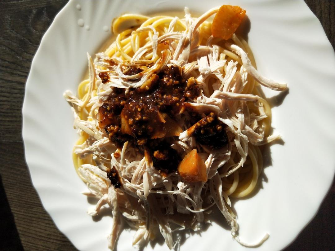 鸡丝凉面
