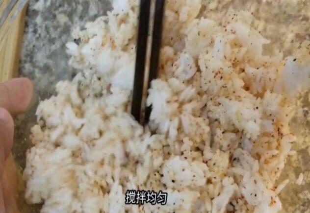 日式酱油饭团的做法 步骤5