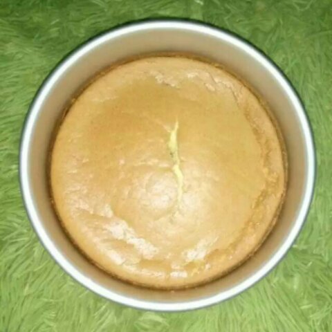 烤箱做蛋糕（戚风蛋糕的做法）
