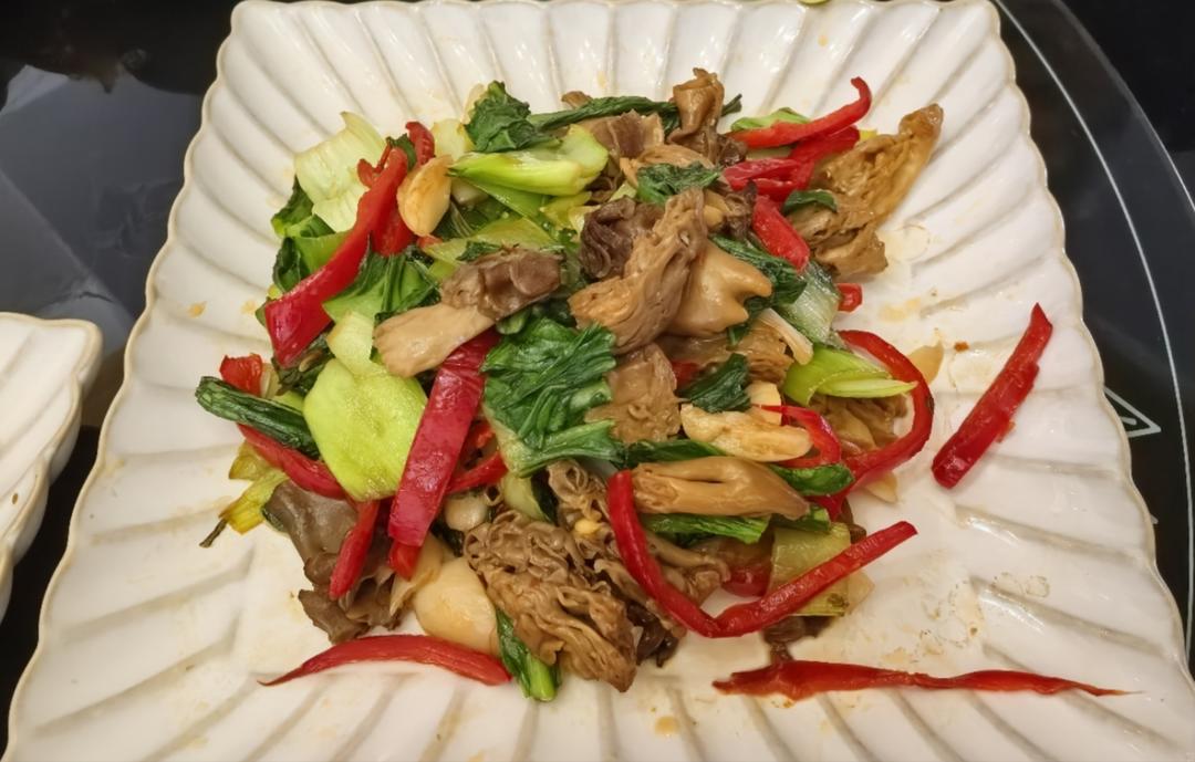 羊肚菌素炒上海青🥬