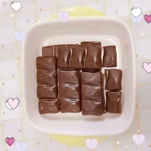 超简单版棉花糖巧克力的做法 步骤1