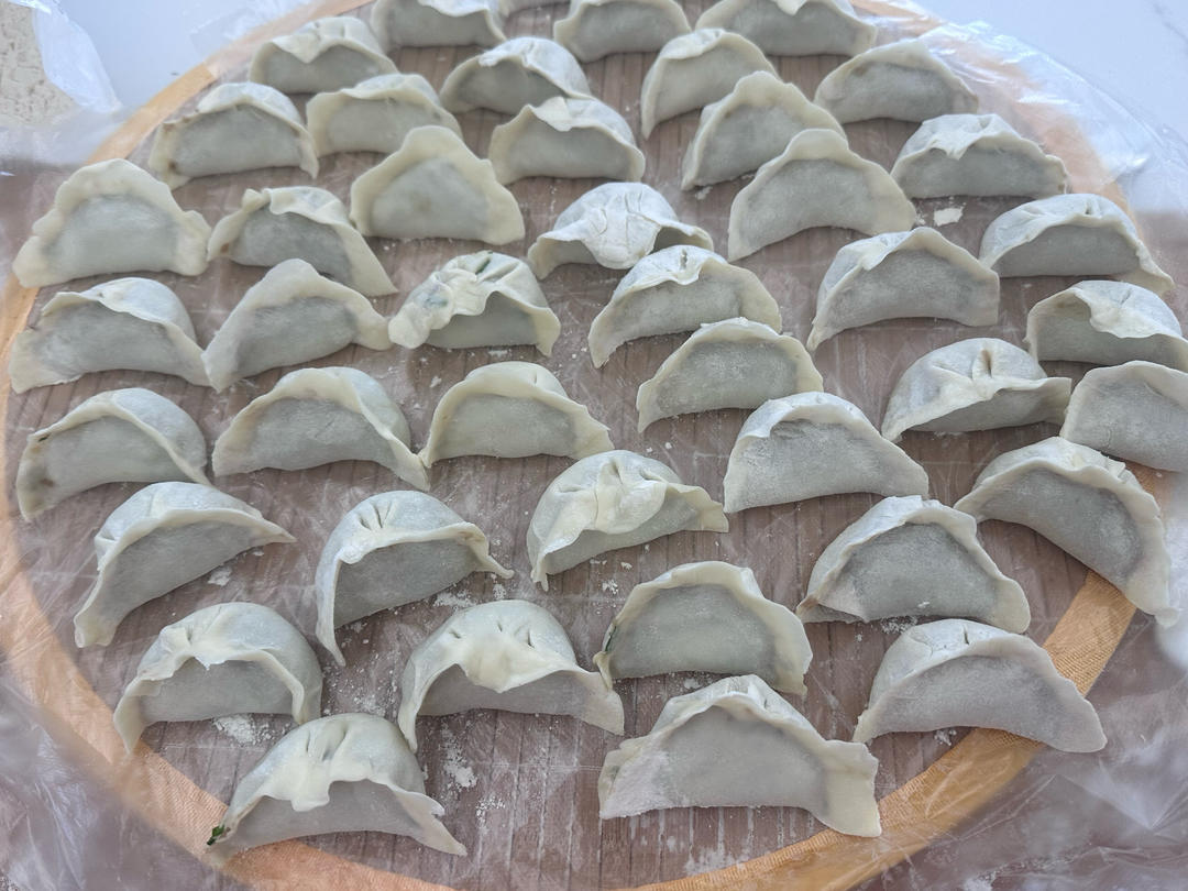 香菜洋葱牛肉水饺