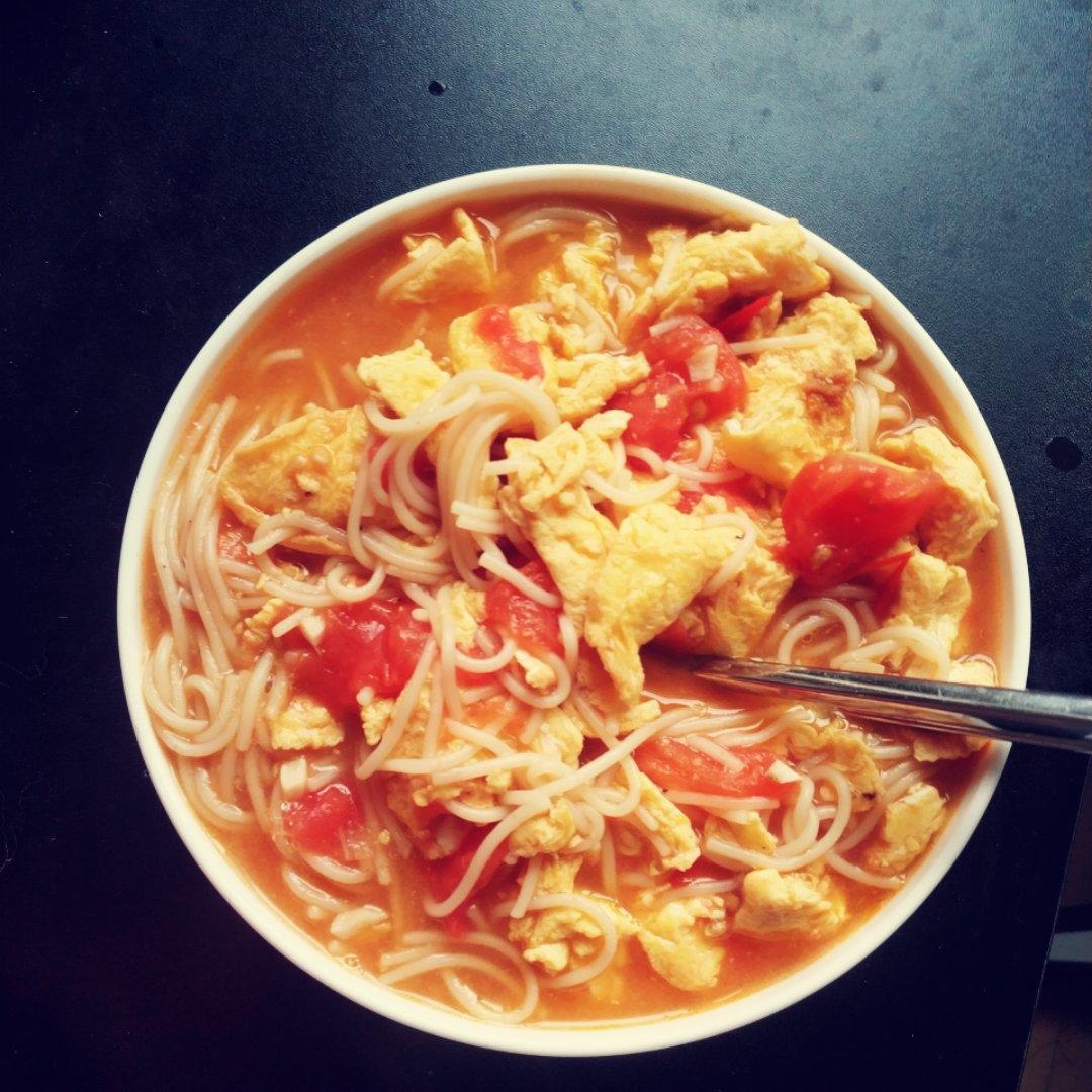 超级入味好吃的番茄鸡蛋面