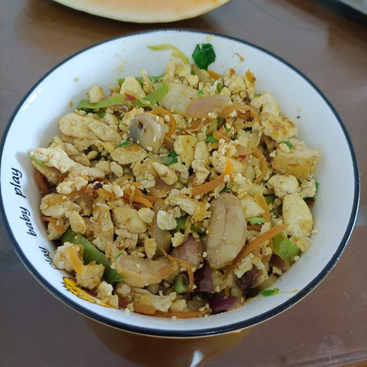 无米炒饭（老豆腐炒饭）