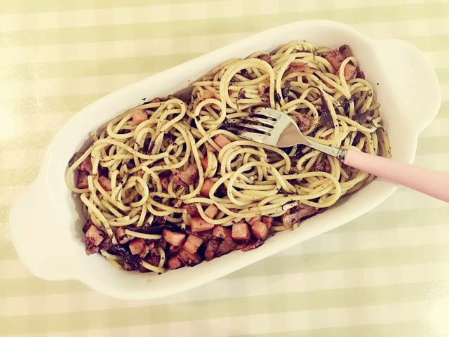 可能是最好吃系列--橄榄菜培根意面