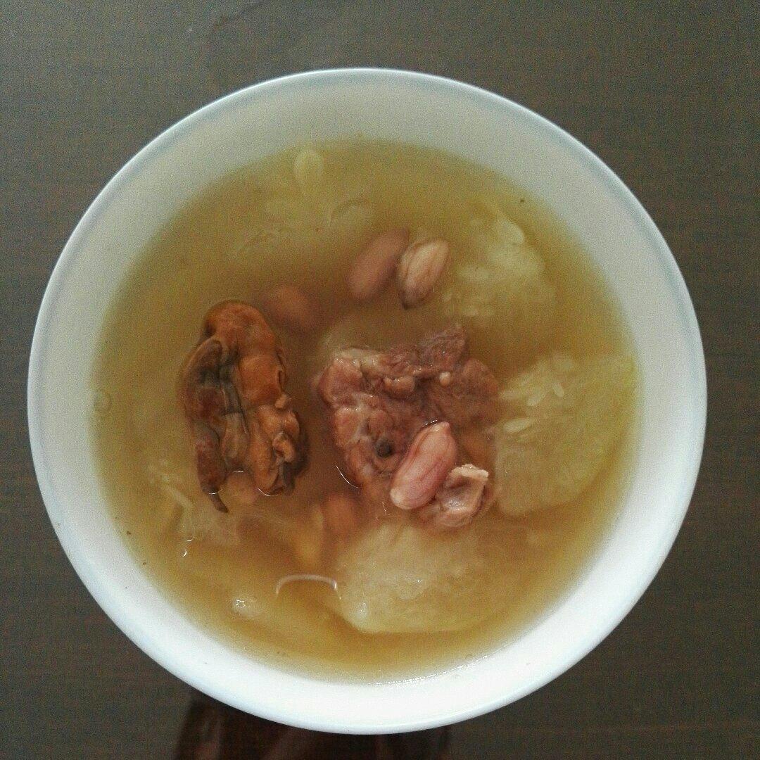 节瓜章鱼干煲猪骨汤