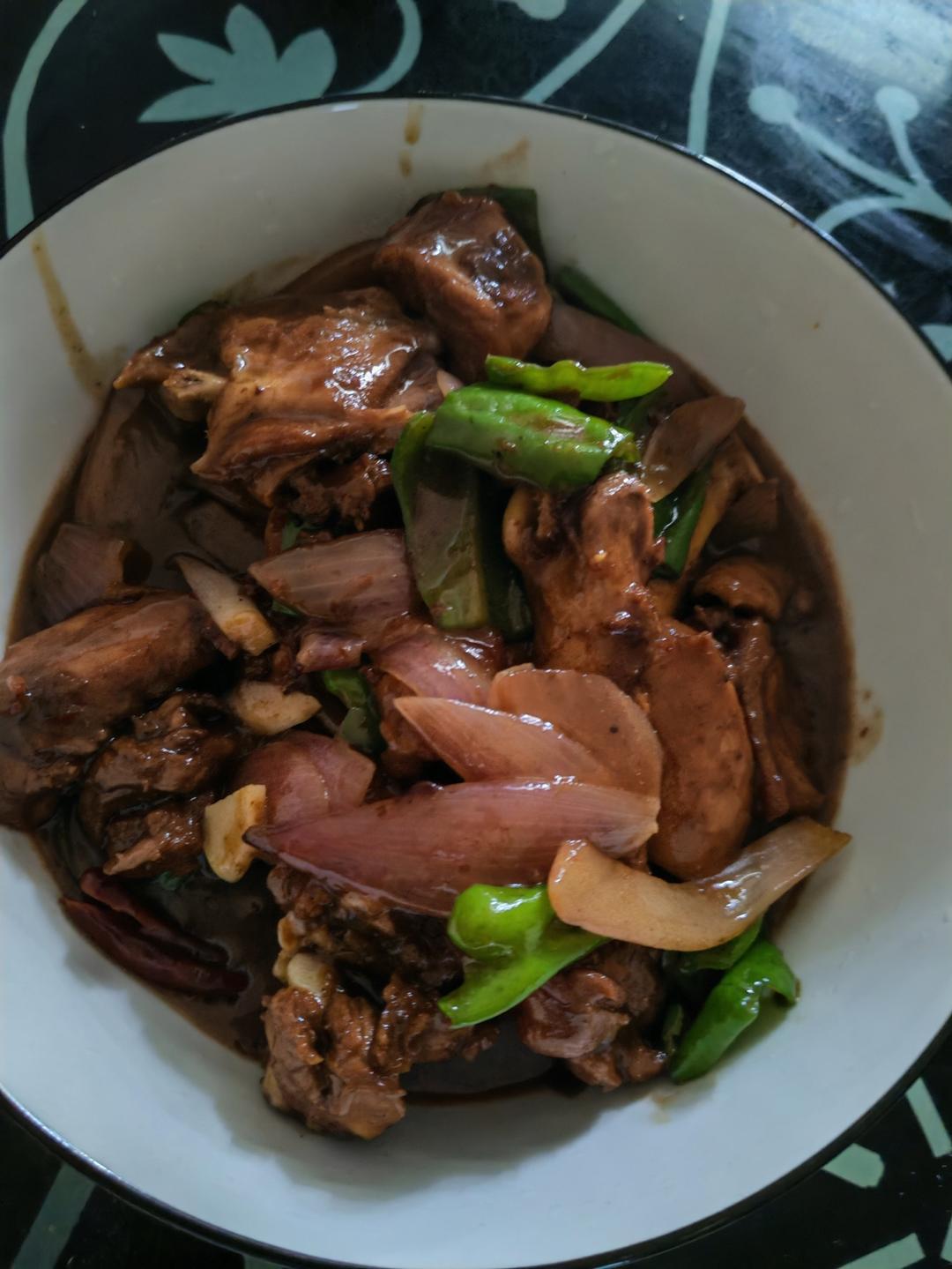 10r吃上饭 香辣爽滑 下饭好吃 洋葱炒鸡腿