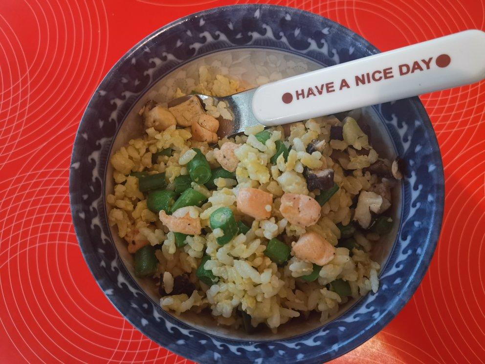 三文鱼炒饭（极简版）