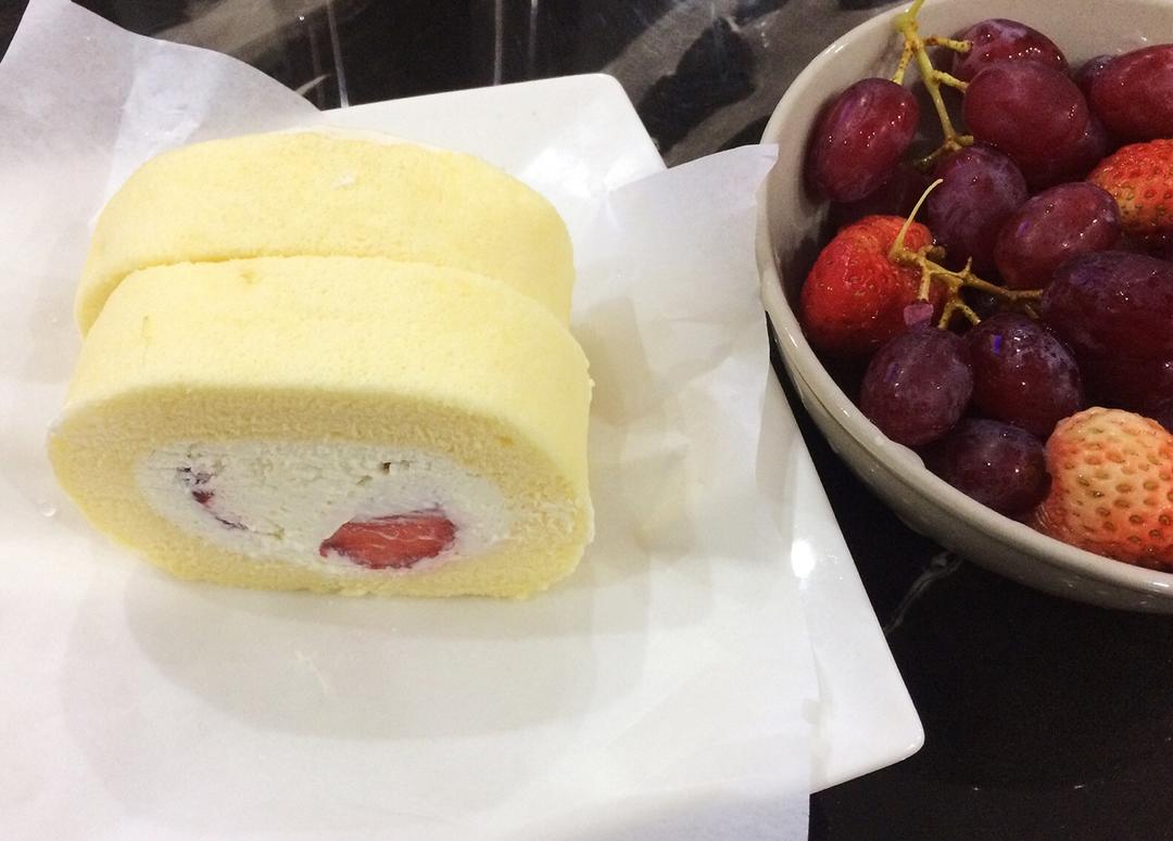 草莓🍓彩绘蛋糕卷