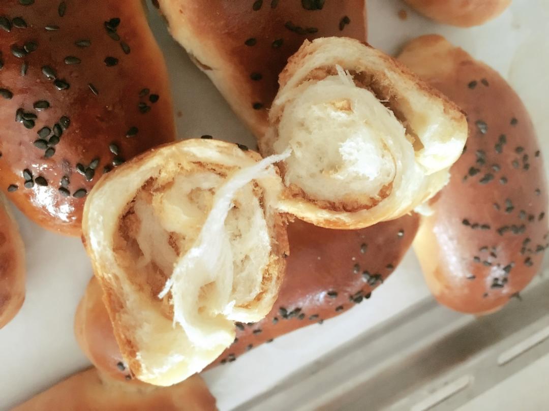 超好吃的肉松面包