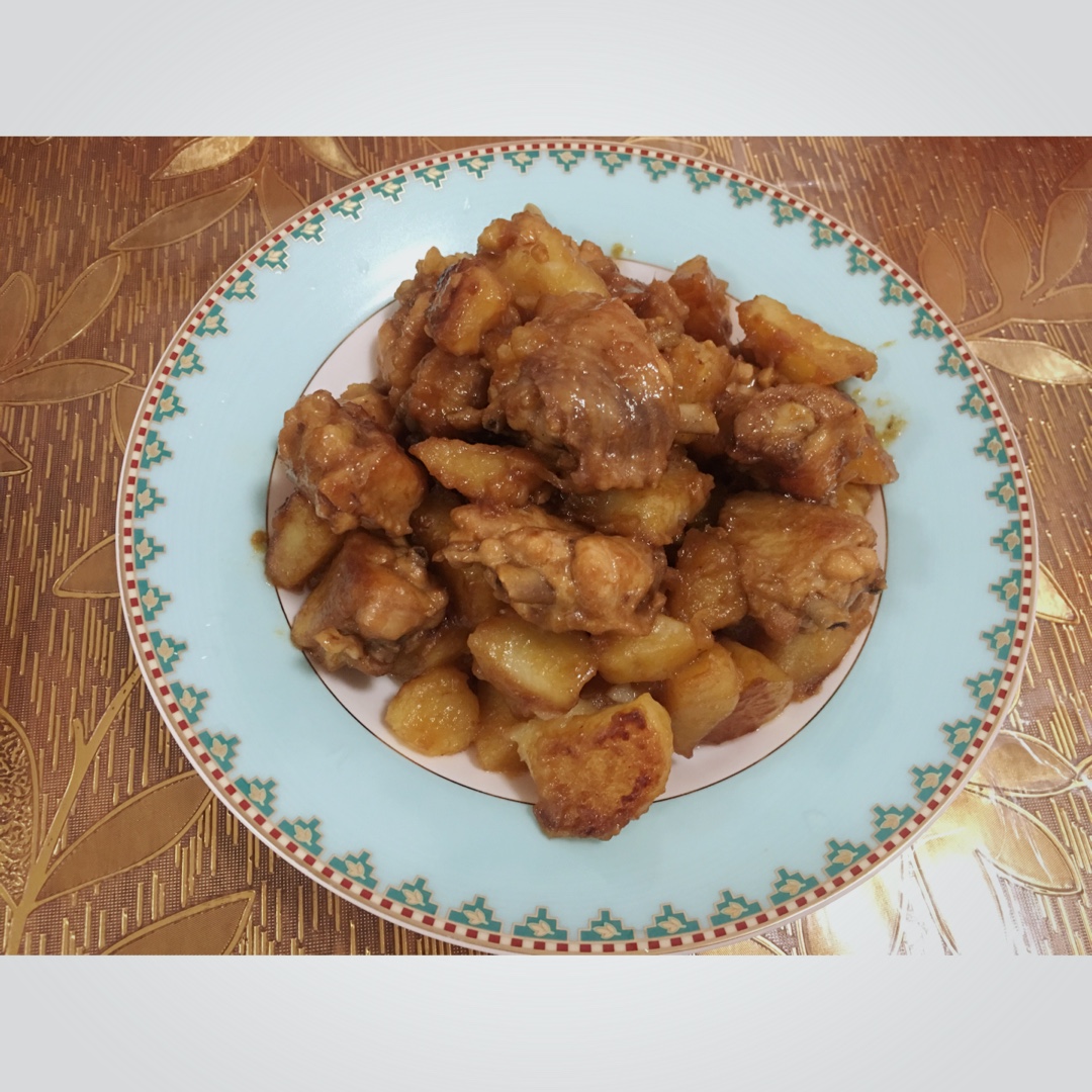 土豆焖鸡翅