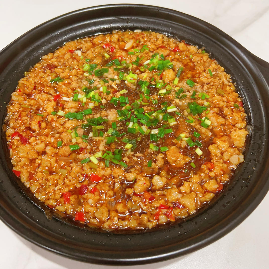 10分钟快手菜，巨下饭的肉沫粉丝煲