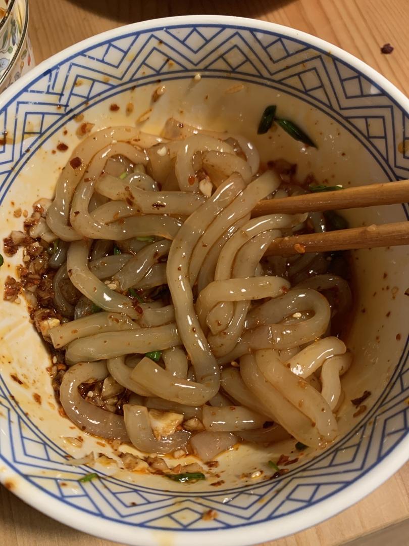 凉拌酸辣土豆粉