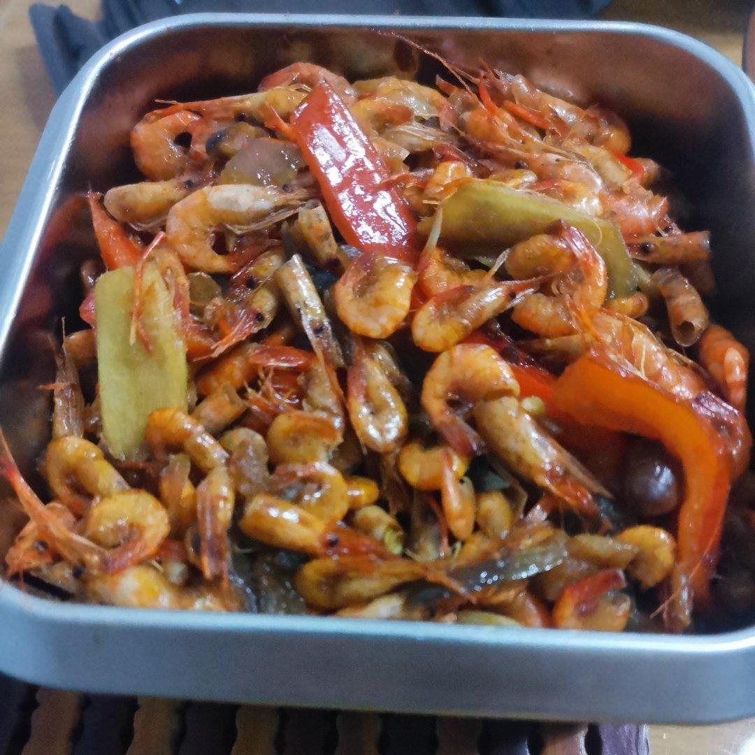 五分钟爆炒小河虾，连壳一起吃，香脆鲜美又补钙