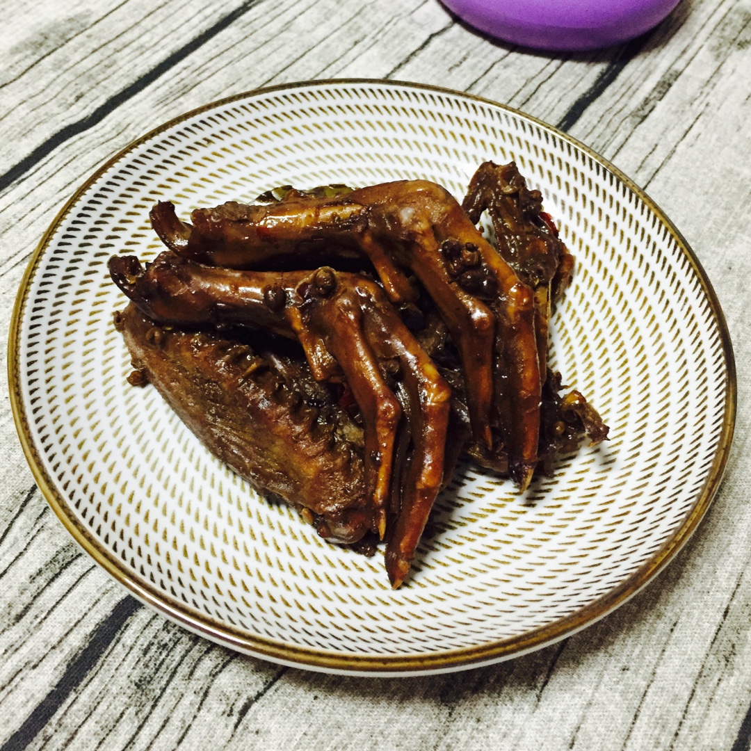 周黑鸭味～～～鸭翅 鸭爪