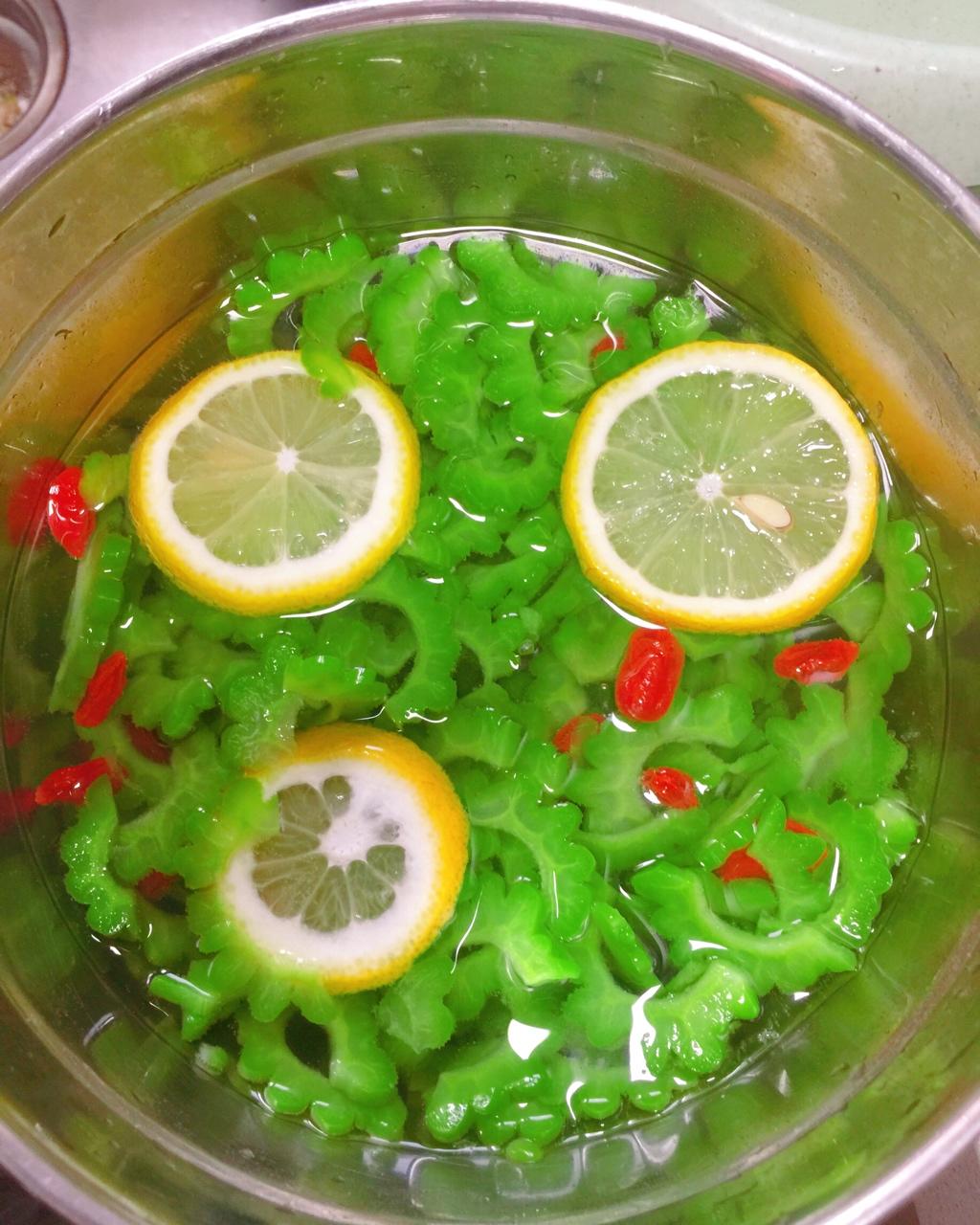 史淼做的苦瓜雪碧