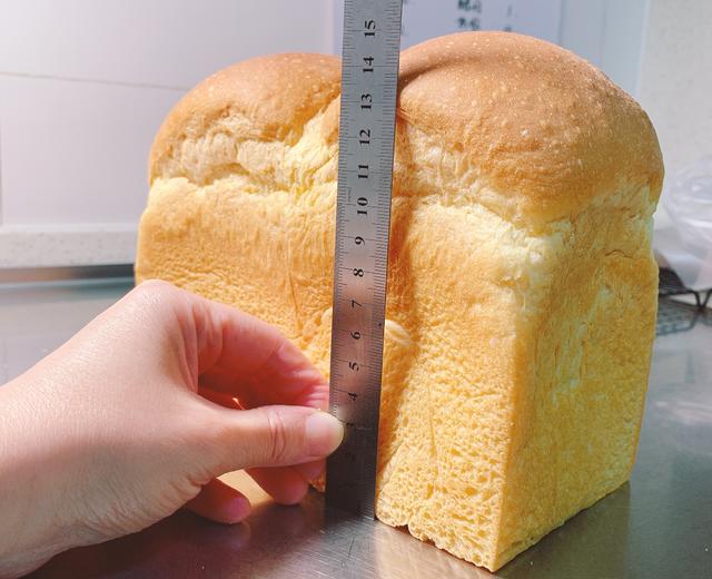 直播100个吐司11:70%中种吐司~冷藏中种的做法