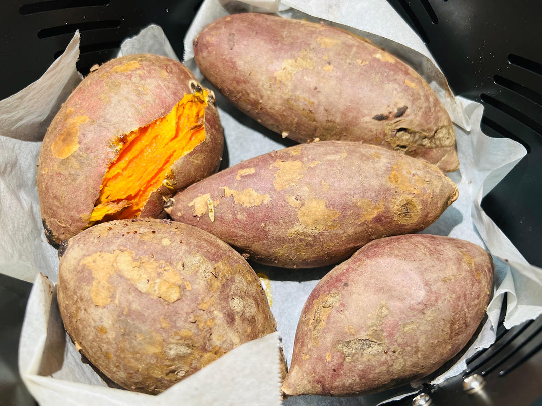空气炸锅烤红薯(超级简单)