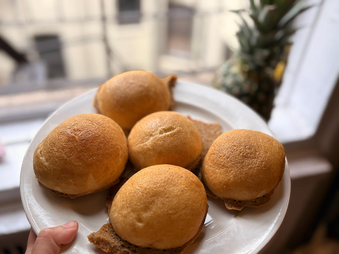 咖啡酥皮包