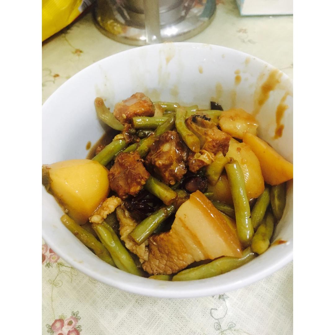 土豆炖豆角