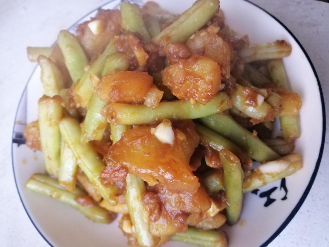 农家菜土豆焖刀豆
