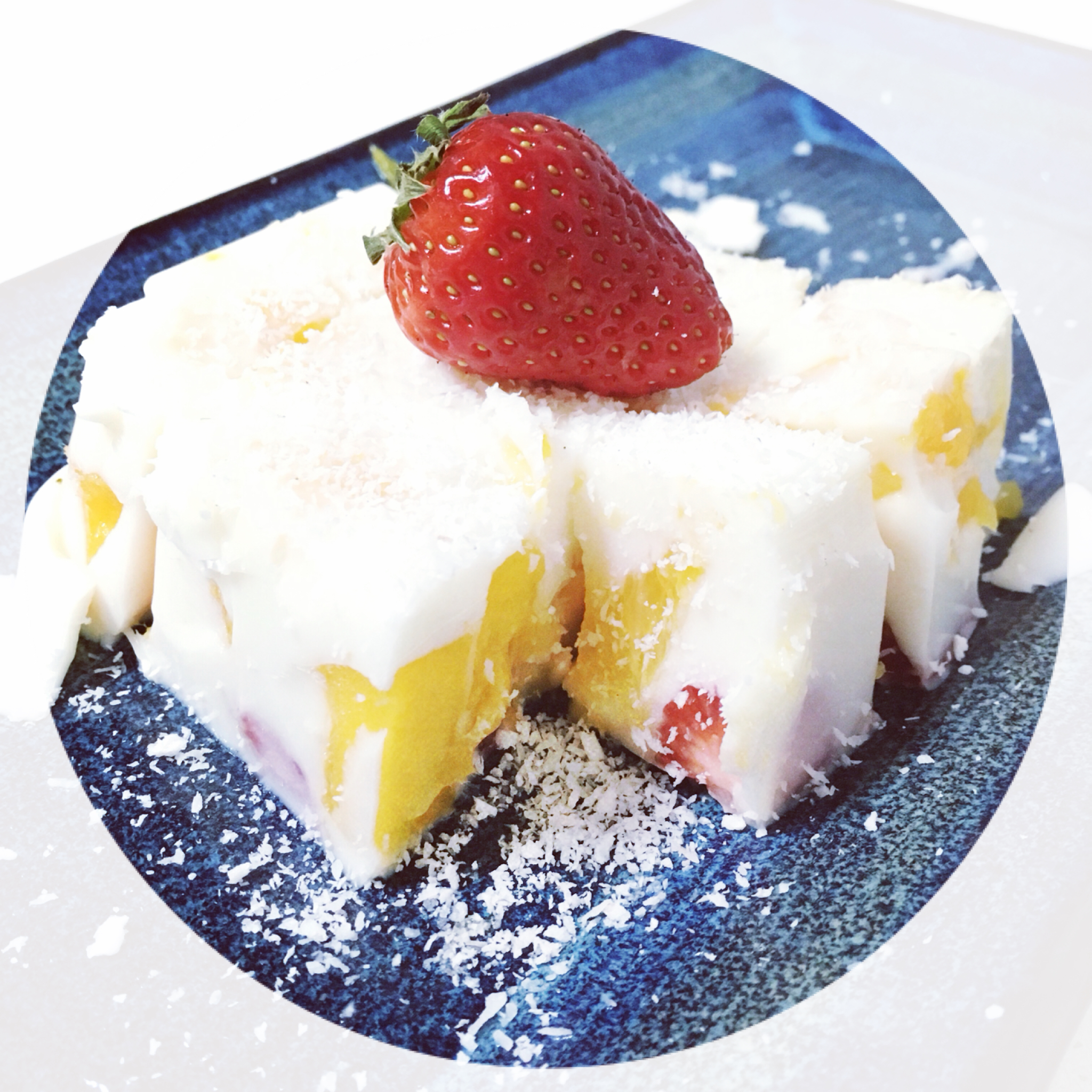 向贤妻良母进击的七公子做的粒粒芒果椰汁冻糕