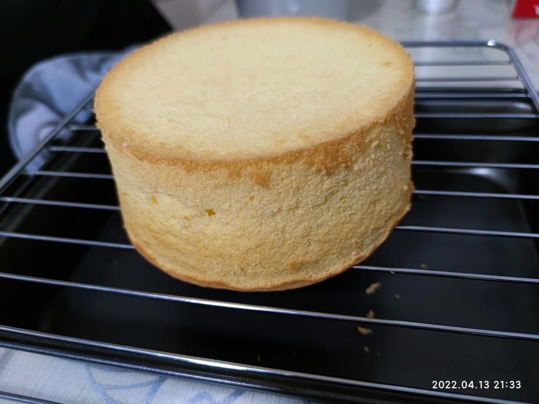 六寸戚风蛋糕(掌握这几点，做戚风就跟煮米饭一样简单)