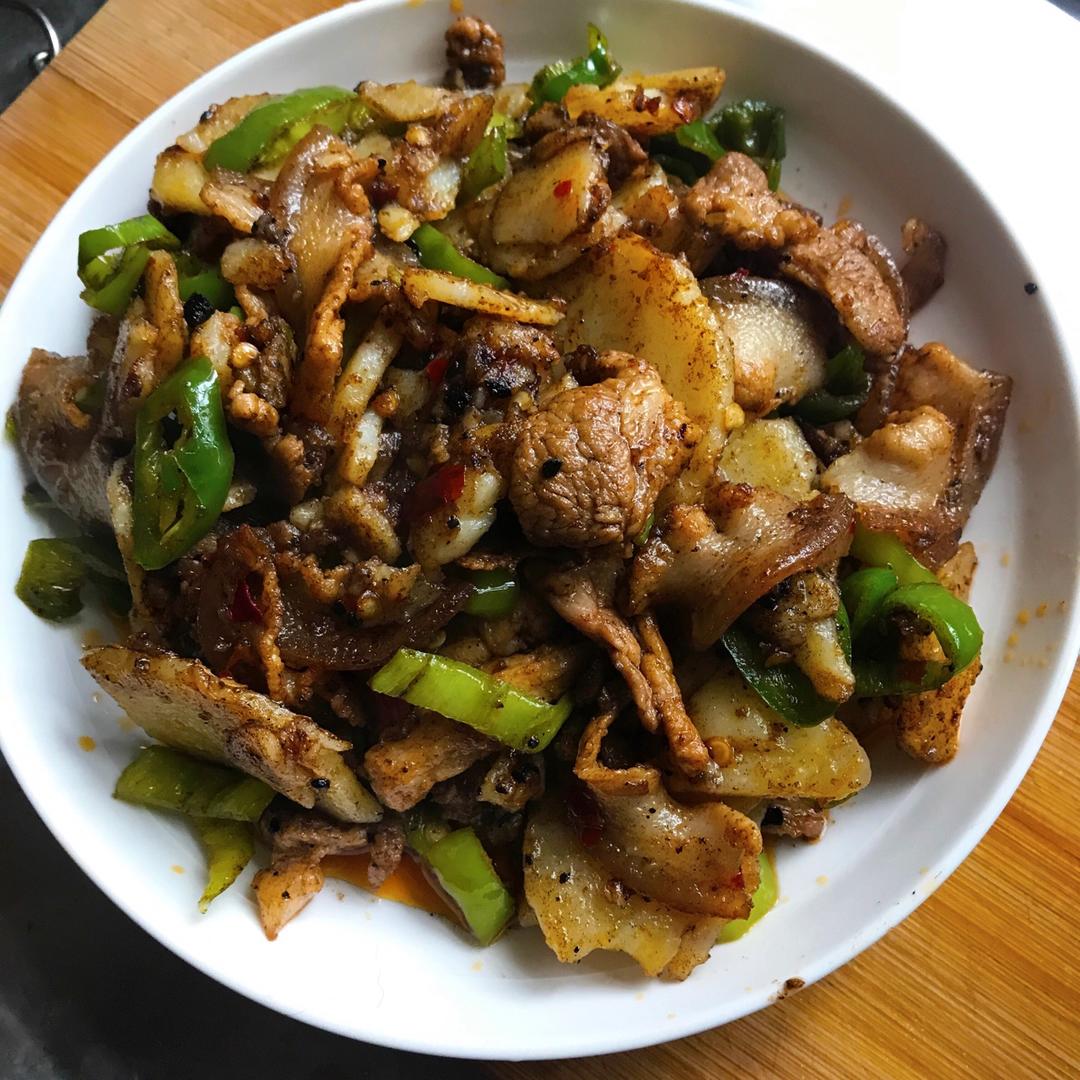 小厨鹅做的土豆盐煎肉