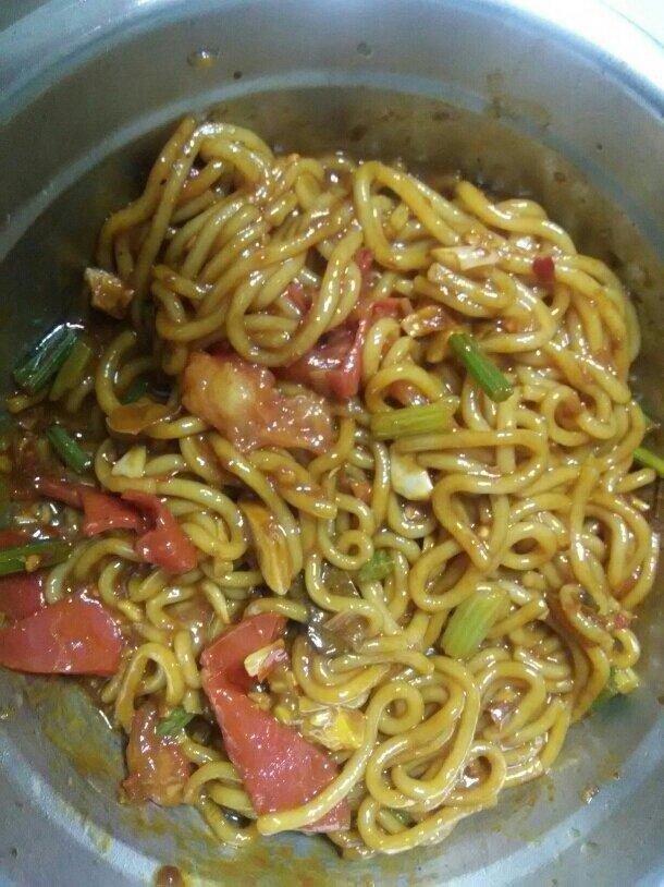 好吃哒哒新疆炒米粉